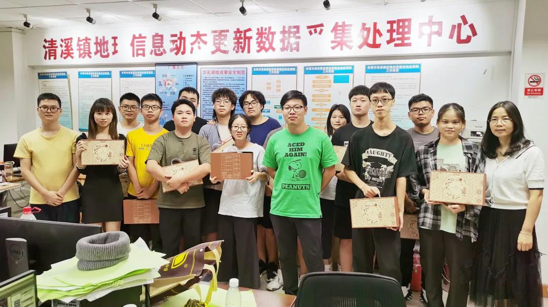 月满中秋 情满人心丨万利国际官网集团走访慰问项目部一线员工