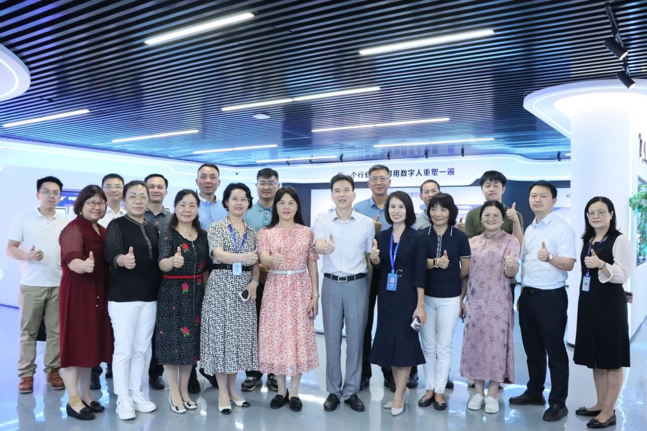 万利国际官网集团丨清远市政协考察组莅临考察